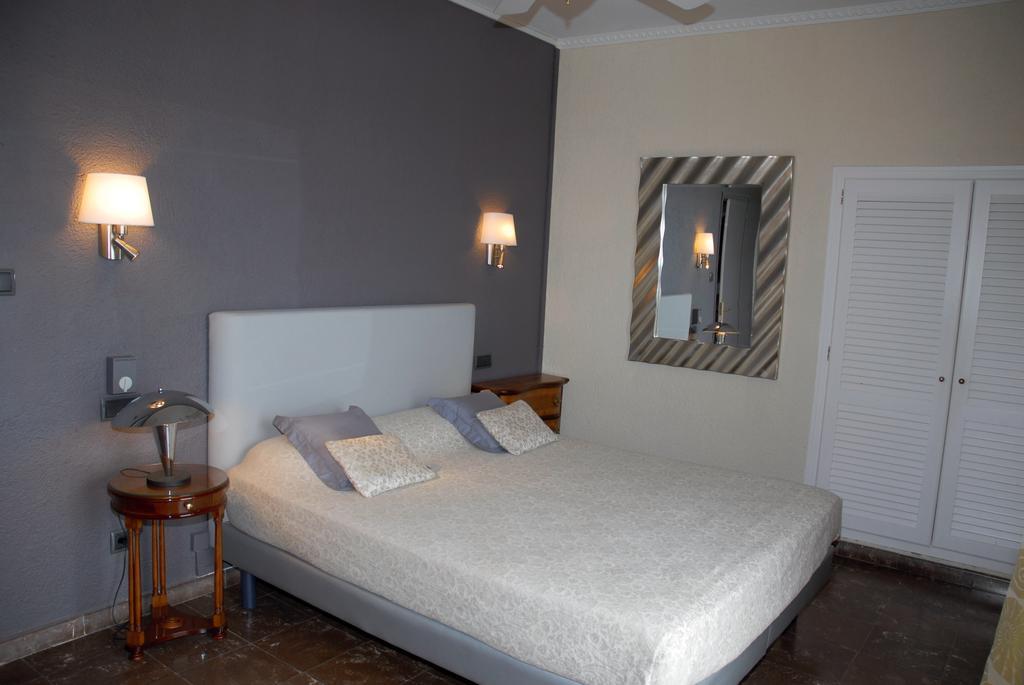 Hotel Grifeu Llança Eksteriør bilde